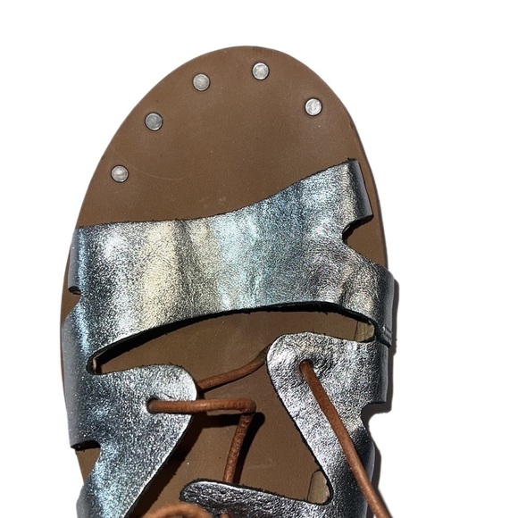 EUC Latigo “Rapper”Handmade Leather Lace Up Sandal Metallic 1” Block Heel 8.5 - Picture 5 of 11